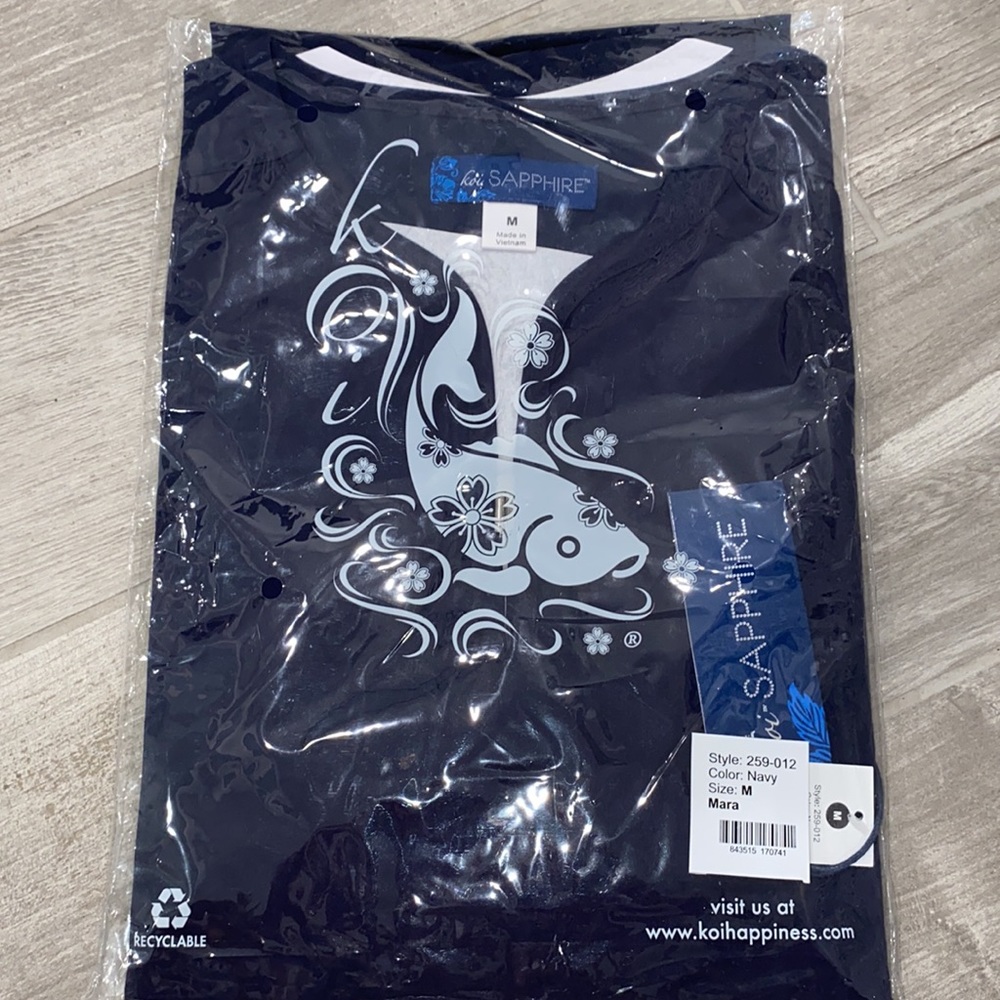 Koi Sapphire Mara Scrub Top - Picture 3 of 6